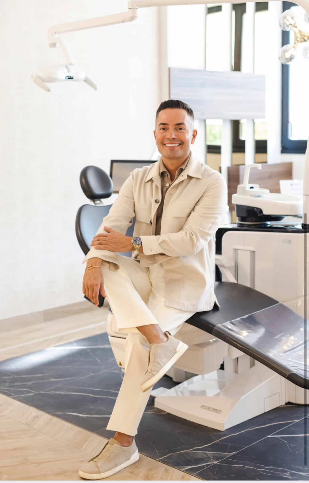 Carlos Saiz Smile / #1 Dental Veneers