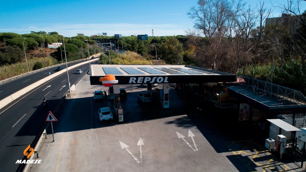 Estación de Servicio Madese - Repsol