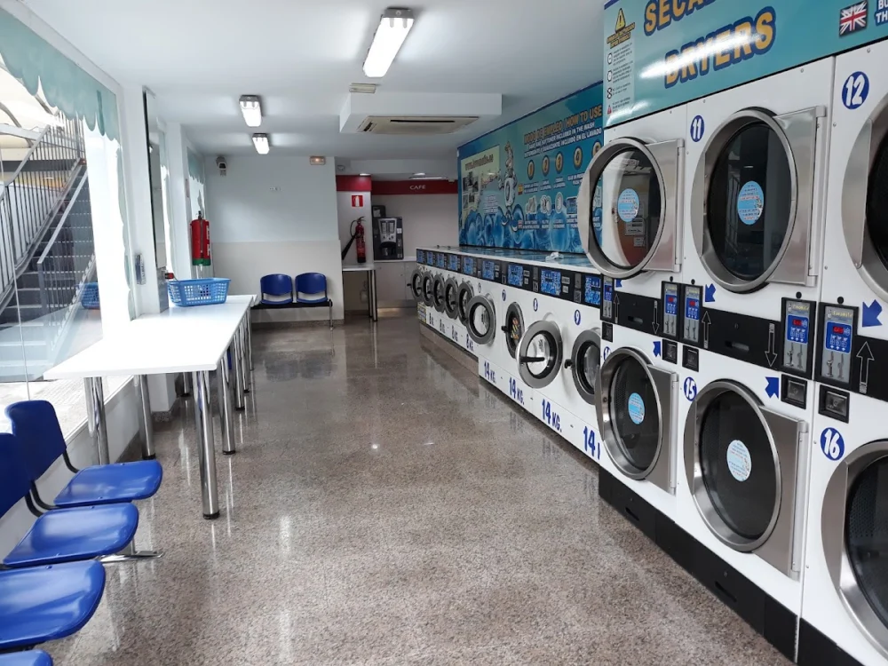 Lavandería Autoservicio Madese - Lavomatic