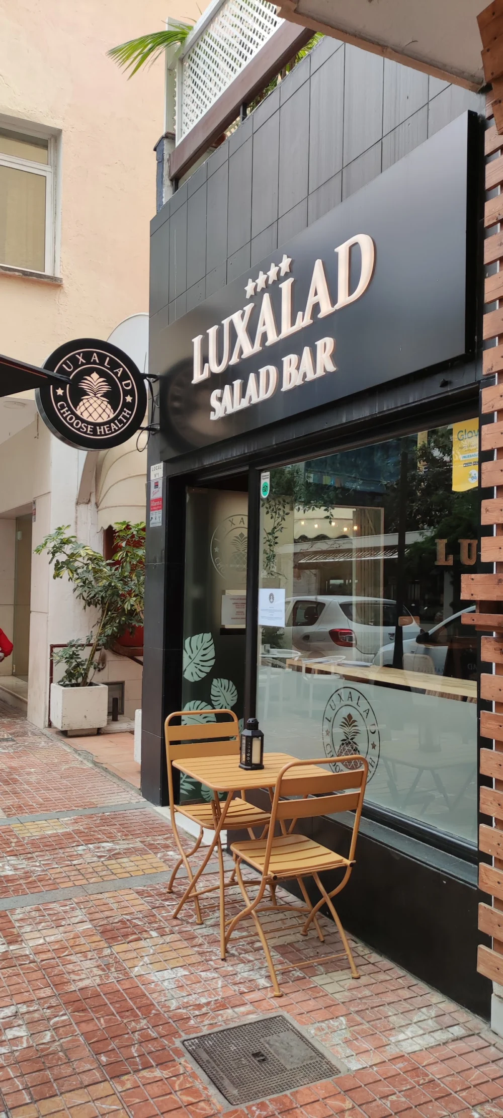 Luxalad Salad Bar Marbella