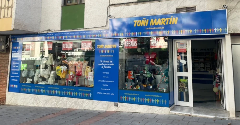 Toñi Martín Kids | Ropa niños, bañadores, ceremonia, ropa para bebé Marbella.