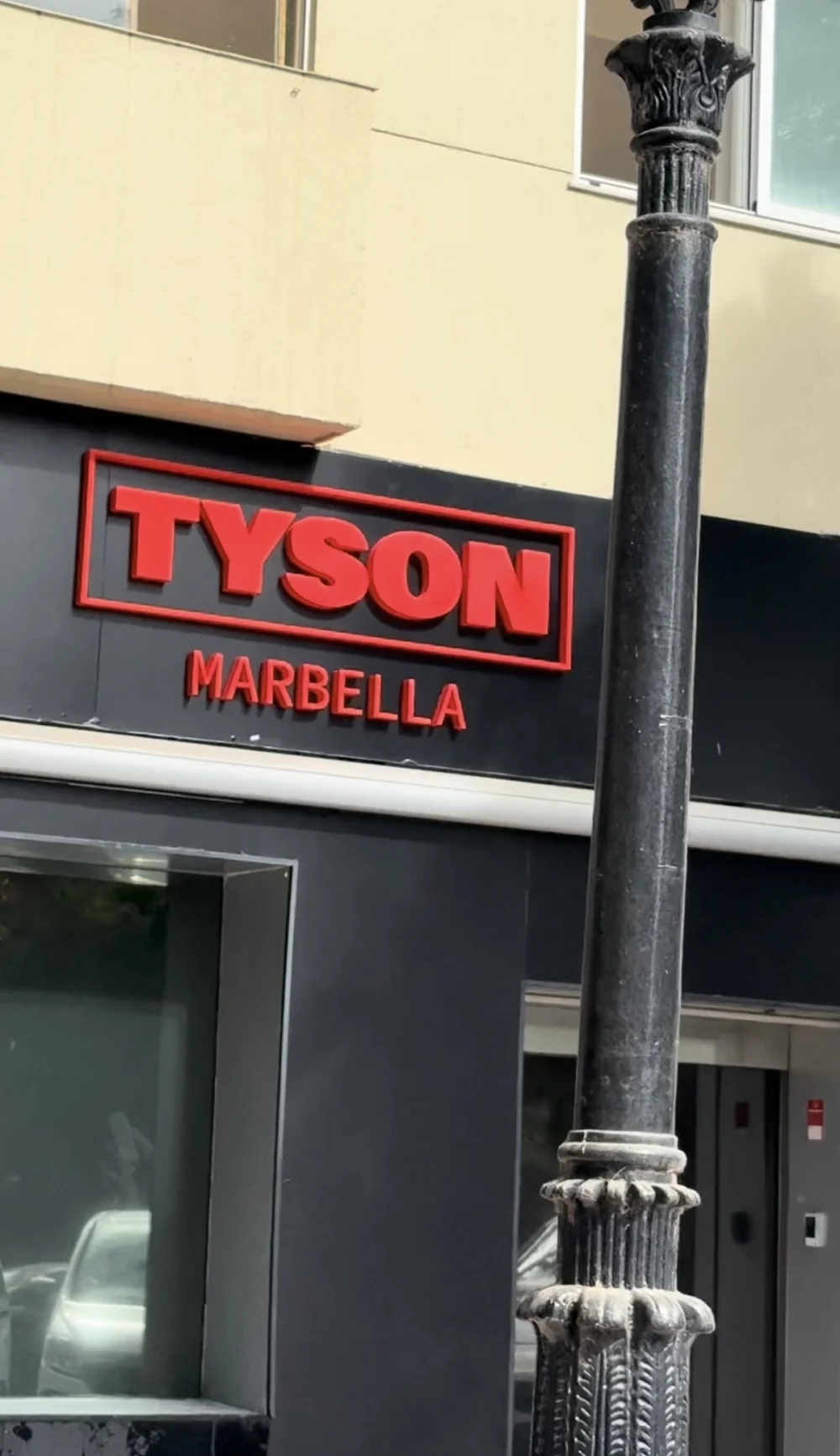 Tyson 2.0 Marbella ( social club )