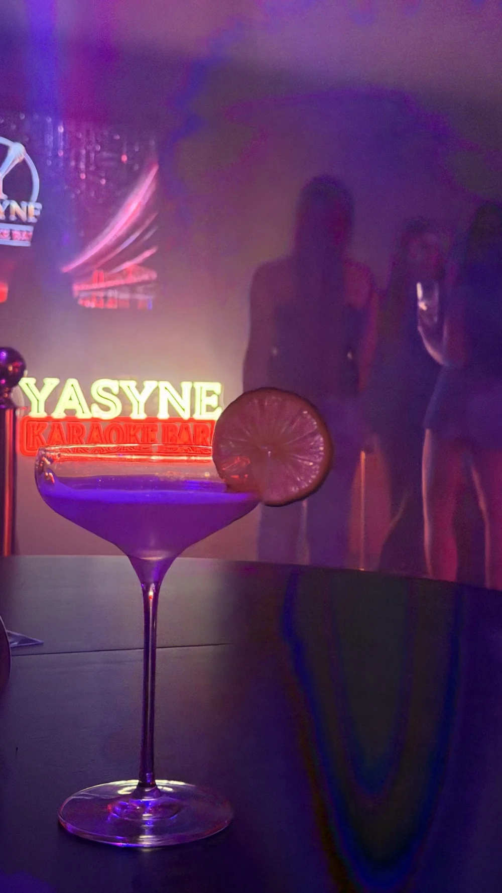 Yasyne Karaoke Bar